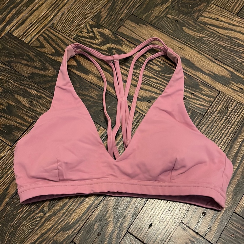 Lululemon raise the barre sports bra